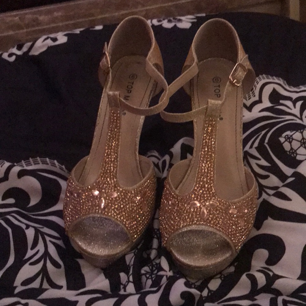 Only worn once
